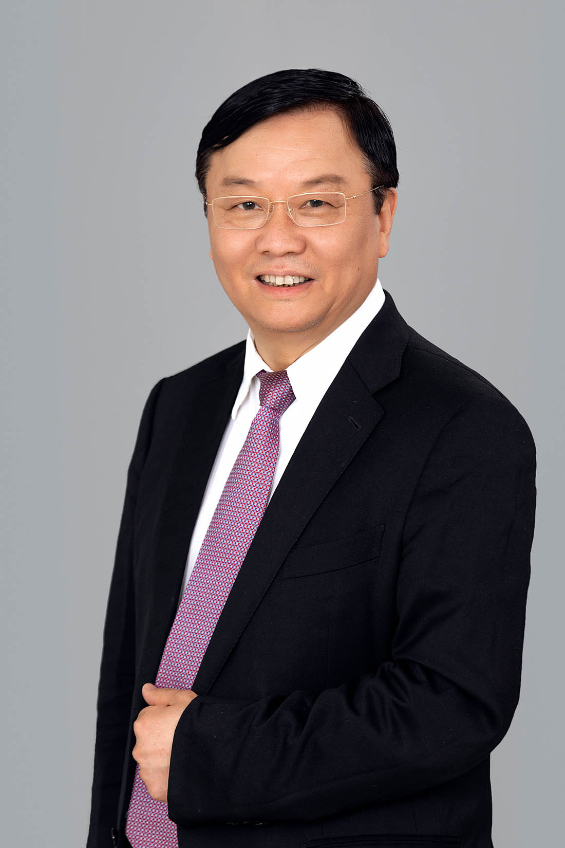 赵世华照片